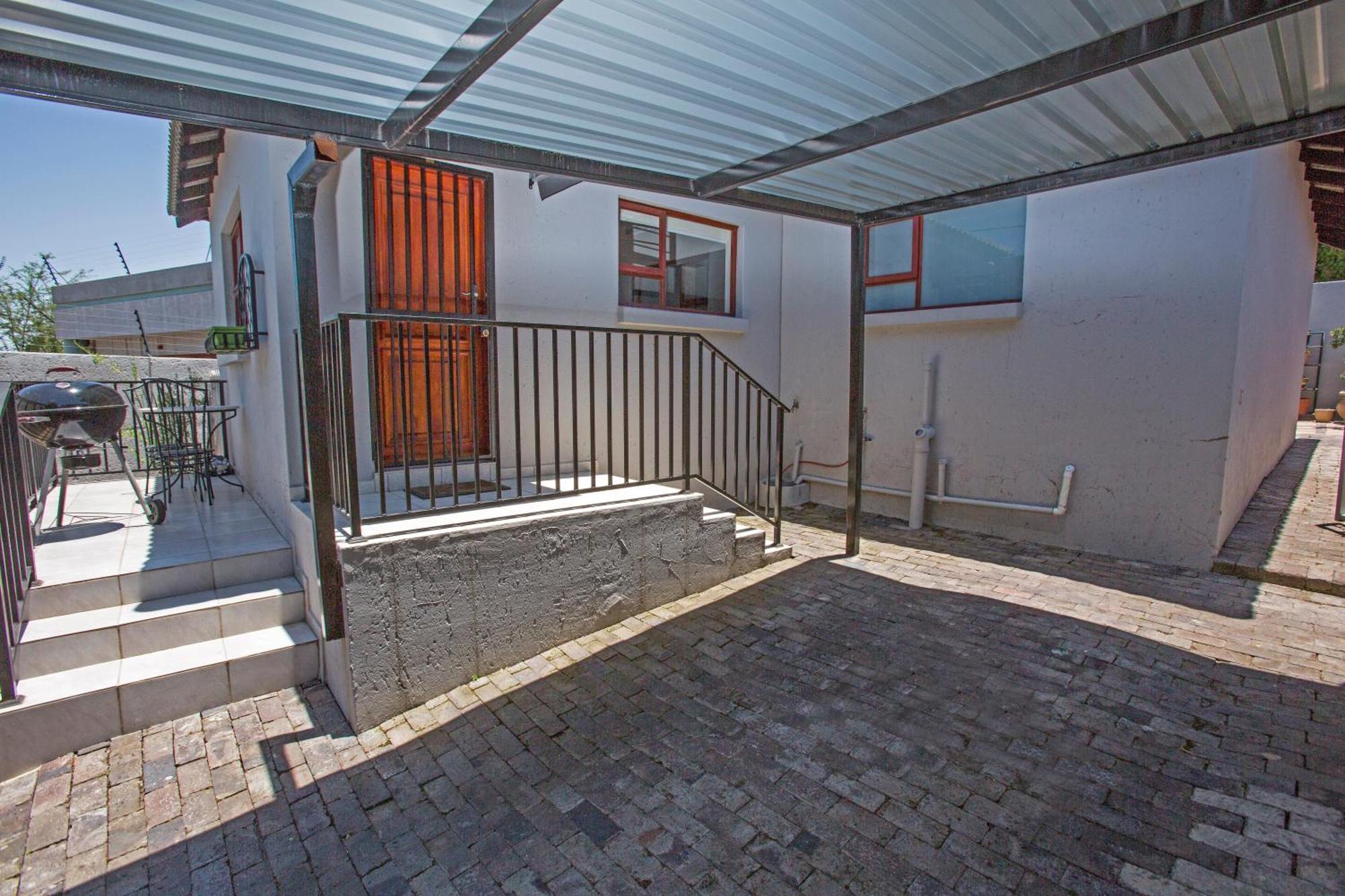 Spacious Garden Cottage Johannesburgo Exterior foto